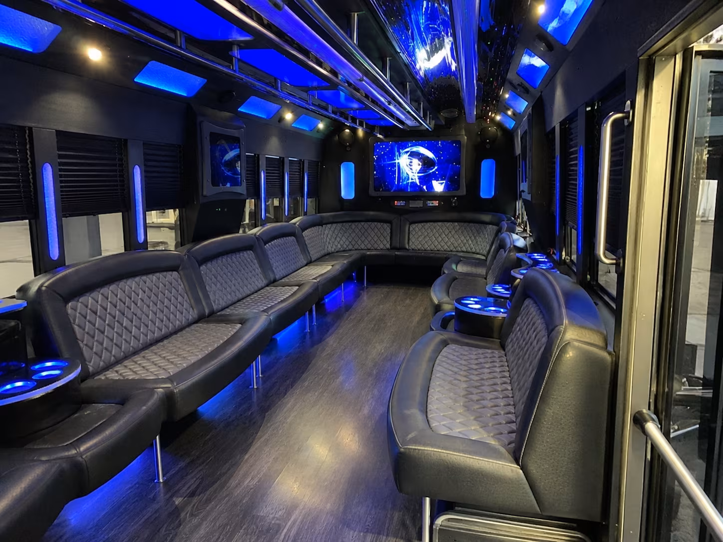 bridgeport 28 passenger party bus interior