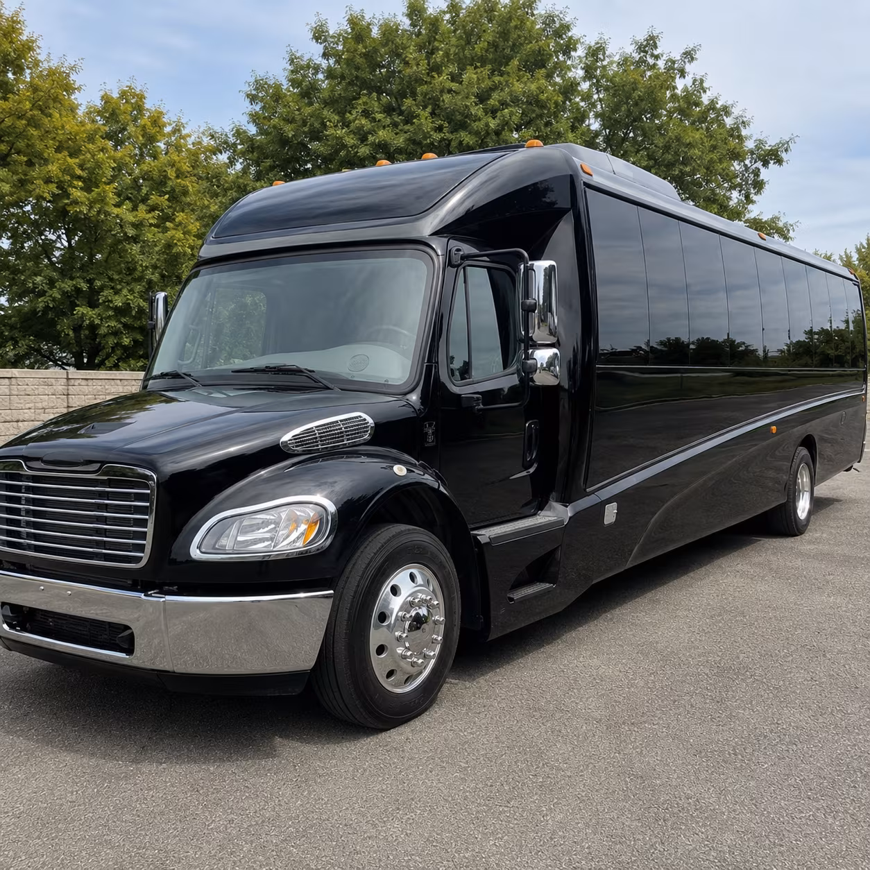 bridgeportcharterbuscompany com will help you arrange airport transfers for your business travelers