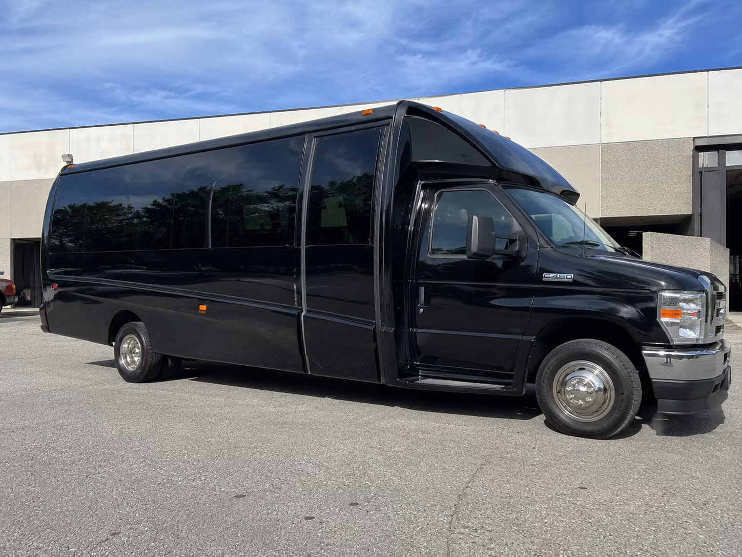 finding employee shuttle service in bridgeport is simple with bridgeportcharterbuscompany com