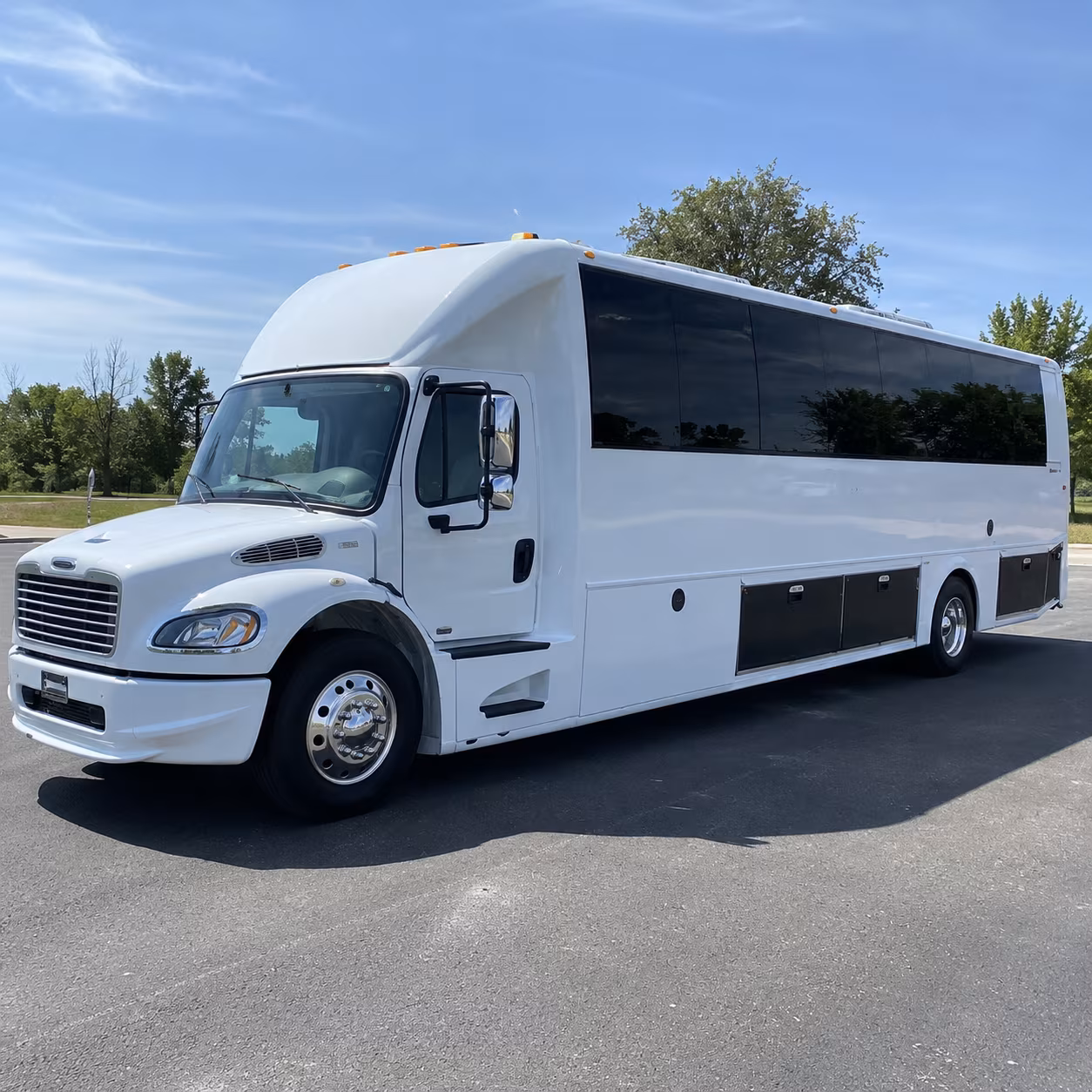 meriden 40 passenger party bus