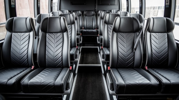 18 passenger minibus rental bridgeport