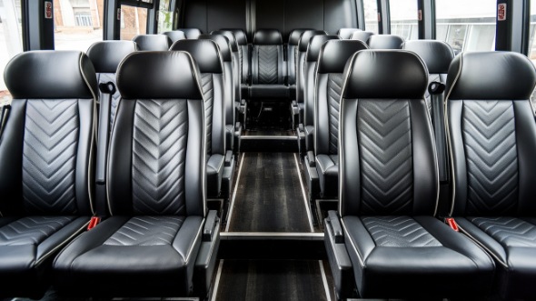 25 passenger minibus rental bridgeport