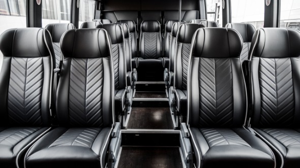 30 passenger minibus rental norwalk